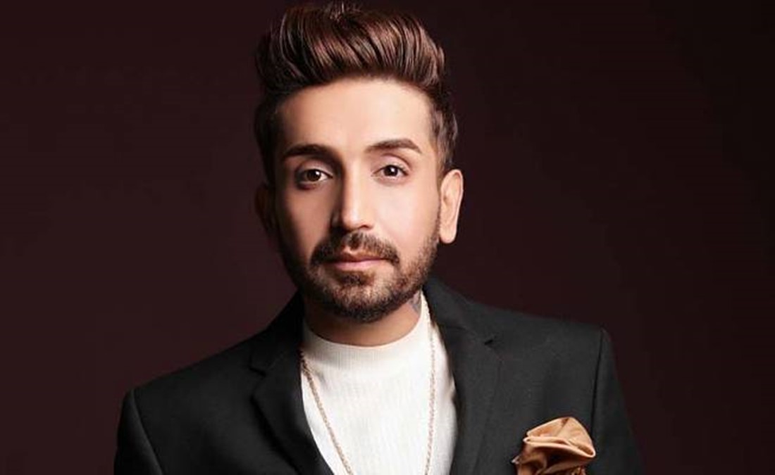Oğuz Saral, çıkış şarkısı “HEVES” i müzik severlerin beğenisine sundu