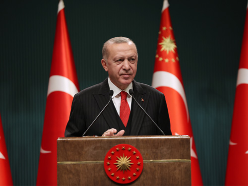 “SALGINA KARŞI EN ETKİLİ TEDBİR KENDİMİZİ KORUMAKTIR”