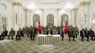 Cumhurbaşkanımız  Erdoğan, Azerbaycan Görev Grubundaki Askerlerimizi Kabul Etti