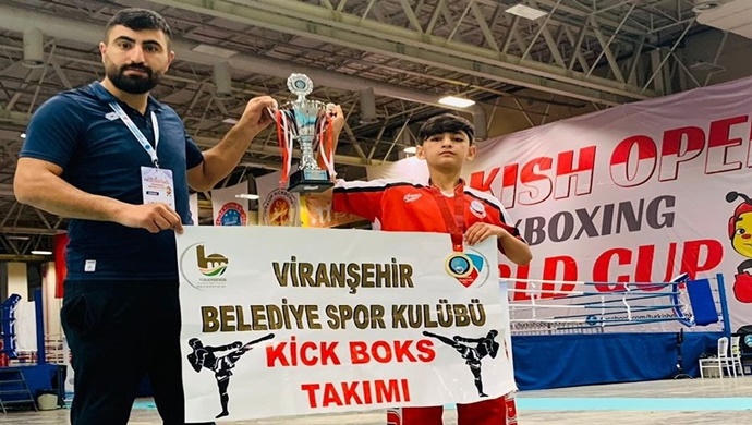 Viranşehir Belediyesporlu Dadvan Dünya Şampiyonu