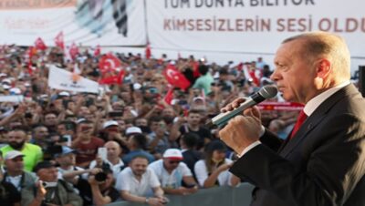 “Ecdadımızın bıraktığı izleri takip ederek; Türkiye’yi ahlakla, erdemle, adaletle ve kardeşlikle büyütmeye devam edeceğiz”
