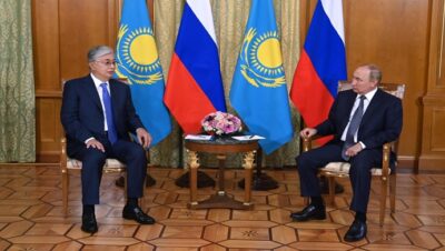 Президент Казахстана провел переговоры с Президентом России