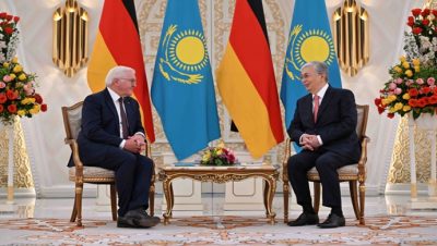 Kazakistan ve Almanya Cumhurbaşkanları baş başa görüştü