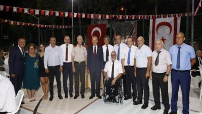 Cumhurbaşkanı Ersin Tatar, GKK tarafından düzenlenen resepsiyonda, TMT’de görev yapmış 9 bayraktarın büstlerinin açılışına katıldı