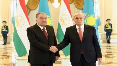 Tacikistan ile Kazakistan arasında en üst düzeyde toplantı ve müzakereler