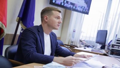 Artyom Metelev: Birleşik Rusya yasayı kapsamlı bir şekilde güncelledi ve gönüllüleri desteklemek için önlemleri genişletti
