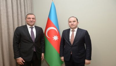 Tacikistan Büyükelçisinin Azerbaycan Devlet Turizm Ajansı Başkanı ile görüşmesi