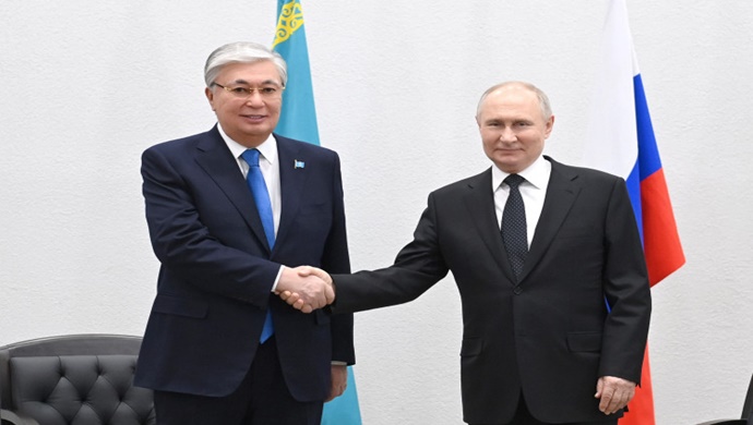 Kazakistan Cumhurbaşkanı Vladimir Putin’le görüştü