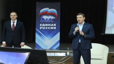 Andrey Turchak: “Birleşik Rusya” yeni ulusal proje “Aile”nin uygulanmasını yasal olarak sağlayacak